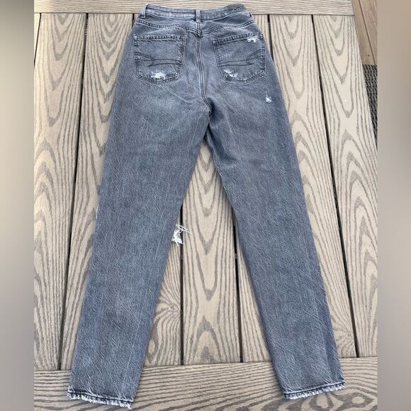 American Eagle Outfitters Size 2 LONG Ripped Highest Waist Mom Jean Grey/Black - Picture 6 of 12